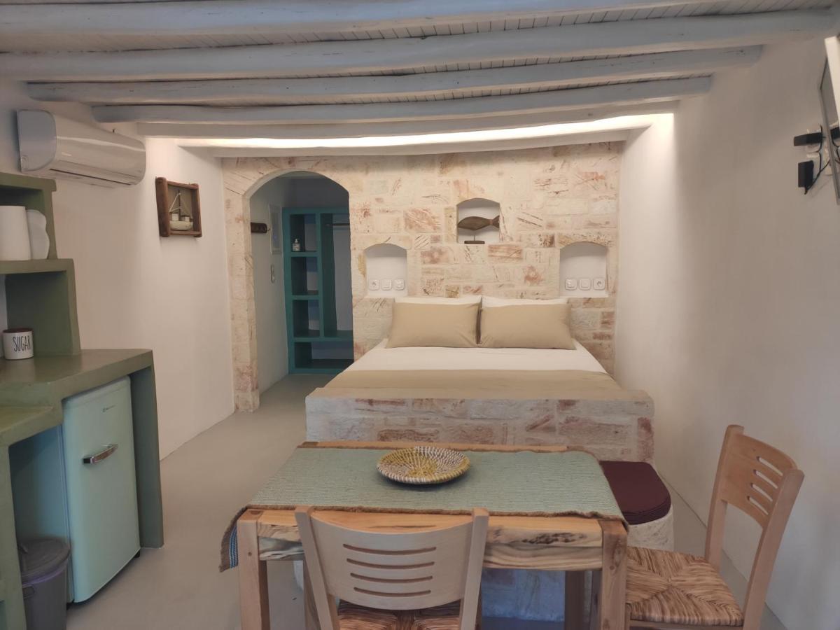 Apanemo Beach House Agios Nikolaos Kímolos Exteriör bild